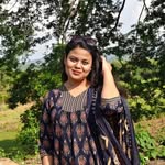 016_pooja profile picture