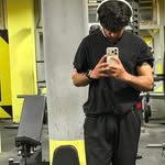 0merishaqlone profile picture