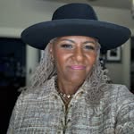 1adelladixon profile picture