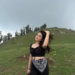_.niyati._0 profile picture