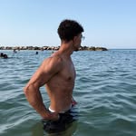 a_li7733 profile picture