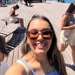 adriadanisouza profile picture