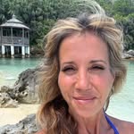 adrianasmiles100 profile picture