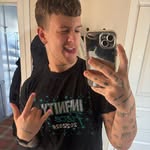 adrianx01 profile picture