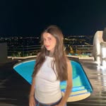 alleende_ profile picture