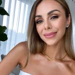 anniejaffrey profile picture