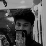 annuj_122_ profile picture