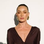 aronovanna profile picture