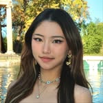 avawyzhang profile picture