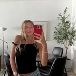 averyyharris_ profile picture