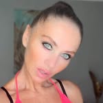 axentelivia profile picture