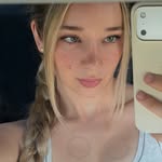 behindchristinakelly profile picture