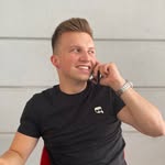 benyiboti_ profile picture