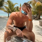 berntzenn profile picture
