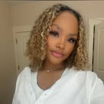 bronwynvanburen profile picture