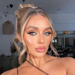 byhollyburnell profile picture