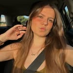 charlote_25 profile picture
