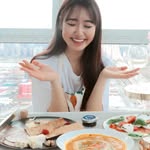 charmmie.foodie profile picture