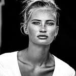 christinakyoga profile picture