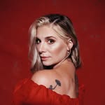 christinaperri profile picture