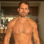 danielirizarryoficial profile picture