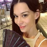 debis_carolina profile picture
