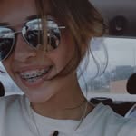 devaryne_hewett1 profile picture