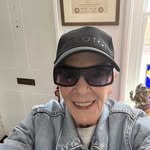 dr_mae profile picture