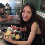 e_celine888 profile picture