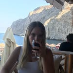 e_liz9797 profile picture