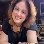 eatlikegreekwithjulie profile picture