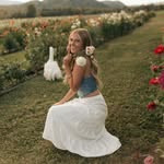 elaynapetock profile picture