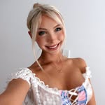 emxllouise2 profile picture