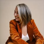 estherperelofficial