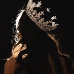 farah_________off profile picture