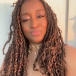 halfhippylovegoddess profile picture
