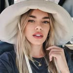 honeydressing profile picture