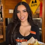 hooters_freshmeadows profile picture