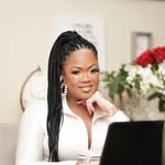 iamlynnhobson profile picture
