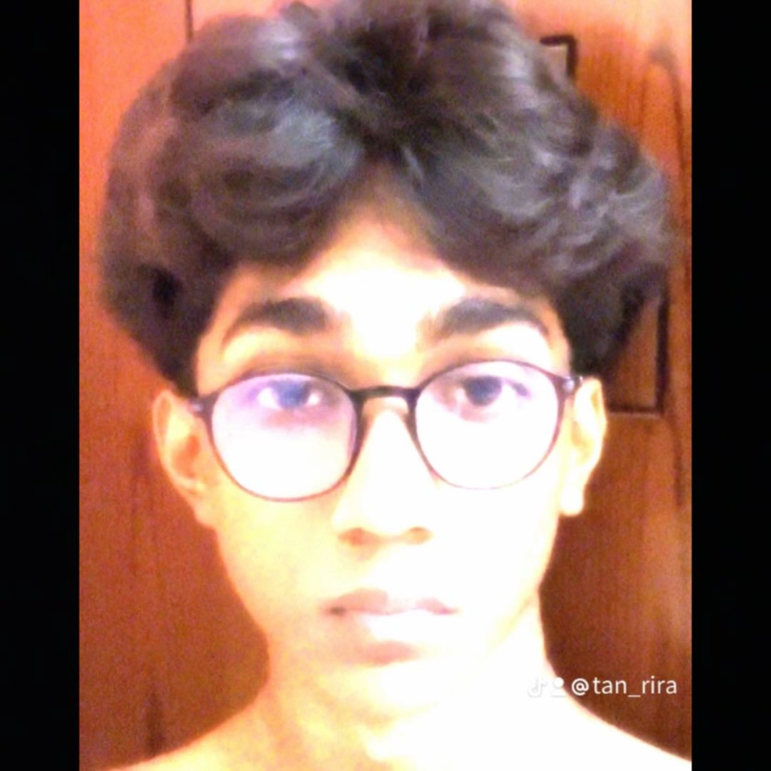 imissmyvioletbluegreenhairgirl profile picture
