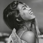 insta_famous_daily profile picture