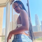 itsmeheaux profile picture