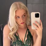 itsrebeccaacox3 profile picture