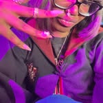 itznaomiworld profile picture