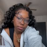 jas.essence profile picture