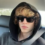 jhuxhold profile picture