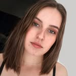julialyngmo profile picture