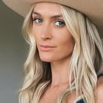 juliamcguire profile picture