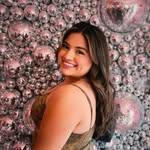 julieluna11 profile picture