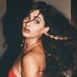karishmasharma22